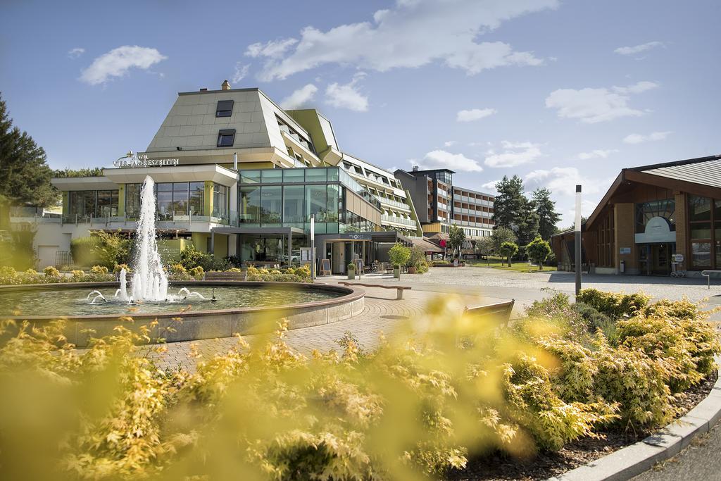 Hotel Vier Jahreszeiten Loipersdorf Loipersdorf bei Fuerstenfeld Exterior photo